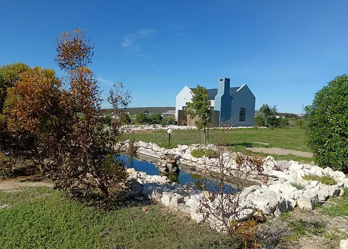 Silver Oaks Luxury Guest Cottage